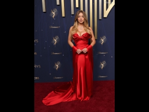 Sydney Sweeney Sexy Shows Off Her Stunning Cleavage At The 77th Primetime Emmy Awards In Los Angeles