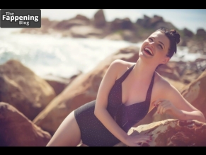 Meganne Young Sexy And Beautiful Photos Collection