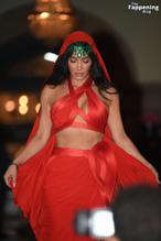 KIMKARDASHIANSEXYSHINESINASTUNNINGREDDRESSATANANTAMBANISWEDDINGINMUMBAI - NUDE STORY