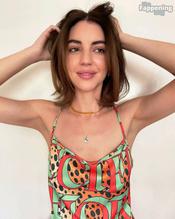 Adelaide KaneSexy in Adelaide Kane: Nude & Sexy Collection (69 Photos)