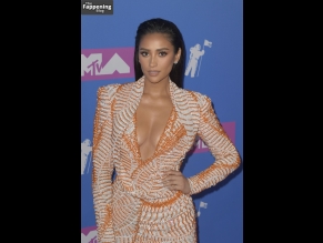 Shay Mitchell Sexy And Hot Photos Collection