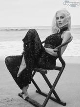 CHRISTINAAGUILERASEXYANDCAPTIVATINGBEACHPHOTOSHOOTFORGLAMOURMAGAZINE - NUDE STORY