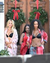  alt="Brooks Nader Sexy in Brooks Nader Spotted Sexy Flashing Her Hot Tit As She Models For A Victoria's Secret Christmas Campaign In Nyc"