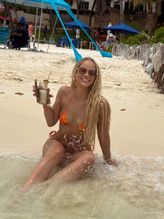 alt="Jasmine Sanders Sexy in Jasmine Sanders Sexy Shows Off Her Sizzling Bikini Body At A Beach In Mexico"