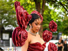 Cardi B Sexy Flaunts Her Massive Cleavage And Curves As She Arrives At The Rahul Mishra Fashion Show In Paris