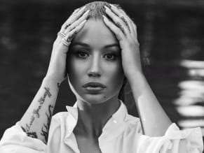 IGGYAZALEASEXYANDNUDEGQAUSTRALIAMAGAZINEPHOTOSHOOT - NUDE STORY
