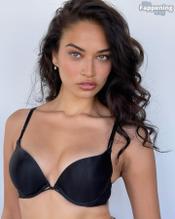 Shanina ShaikSexy in Shanina Shaik's Sexy Summer In Sydney