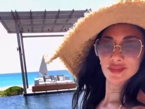 NICOLESCHERZINGERSEXYPHOTOSANDVIDEOSHOWINGOFFHERSMOKINGBIKINIBODYATABEACH - NUDE STORY
