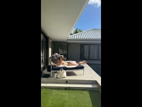 Sophie Nelisse Sexy And Topless Shows Off Her Hot Butt And Legs