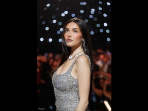  alt="Madison Beer Sexy in Madison Beer Sexy Shows Off Her Hot Figure And Slender Legs While Performing At Dick Clark's New Year's Rockin' Eve In La"