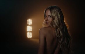 Sydney Sweeney Sexy in Novig Ad