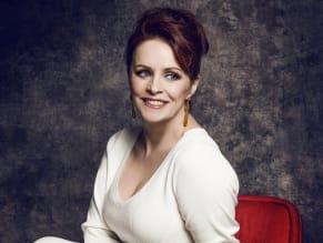 Sheena Easton Sexy And Topless Photos Collection