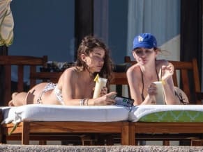 MEADOWWALKERSEXYSPOTTEDSHOWINGOFFHERBEAUTIFULBIKINIBODYATABEACHINCABO - NUDE STORY