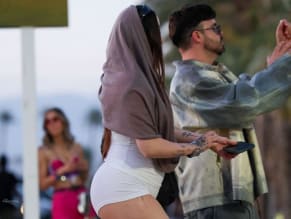 NOAHCYRUSSEXYSPOTTEDFLAUNTINGHERHOTBIGBOOTYASSHEATTENDSATTHECOACHELLAVALLEYMUSICANDARTSFESTIVALININDIO - NUDE STORY