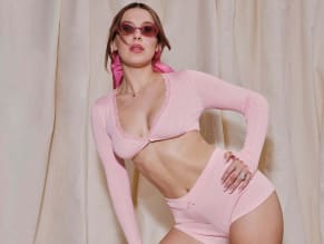 MILLIEBOBBYBROWNSEXYPOSESHERTONEDLEGSINAPHOTOSHOOTFORFLORENCEBYMILLSFASHIONCAMPAIGN - NUDE STORY