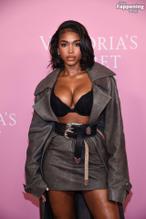 Lori HarveySexy in Lori Harvey Flaunts Her Sexy Look At Victoria's Secret The Tour '23 In Nyc