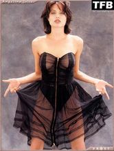  alt="Angelina Jolie Sexy in Angelina Jolie Nude And Sexy Photos Collection"