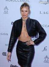 Josie CansecoSexy in Josie Canseco Sizzles In Sexy Nude Look At Fashion Los Angeles Awards