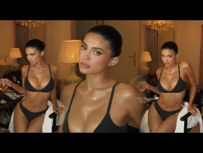 Kylie Jenner Sexy Shows Off Her Toned Body In A Hot Black Underwear