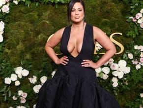 Ashley Graham Sexy in Ashley Graham Sexy Flaunts Her Hot Boobs At The 82Nd Annual Golden Globe Awards In Beverly Hills