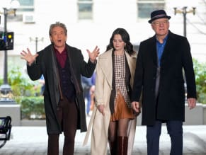 SELENAGOMEZSEXYSPOTTEDFLAUNTINGHERHOTLEGSWHILEFILMINGONLYMURDERSINTHEBUILDINGINNEWYORKCITY - NUDE STORY