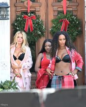  alt="Brooks Nader Sexy in Brooks Nader Spotted Sexy Flashing Her Hot Tit As She Models For A Victoria's Secret Christmas Campaign In Nyc"