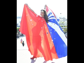 Rachel Pizzolato Sexy Flaunts Her Hot Boobs, Butt And Legs In A Sultry Wonder Woman Cosplay At Comic Con In San Diego