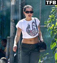 Addison RaeSexy in Addison Rae Sexy Seen Showing Off Her Toned Abs In West Hollywood 