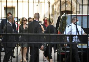 Amber HeardSexy in Amber Heard arrives at the High Court in London