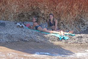 Amelia WindsorSexy in Amelia Windsor Sexy with Friend on a beach in Ibiza