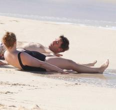 Amy Schumer Sexy in Amy Schumer enjoying Christmas day at the beach with her family in St. Barths