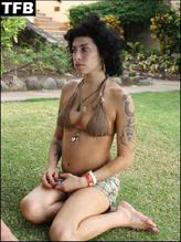 Amy WinehouseSexy in Amy Winehouse Nude And Sexy Photos Collection