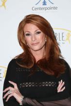 Angie everhart nude picture