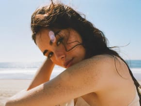 MADISONBEERSEXYANDSENSUALPHOTOSHOOTFORCOSMOPOLITANMAGAZINE - NUDE STORY
