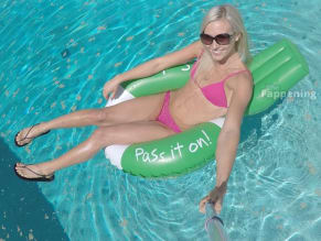 Sierra Blair-Coyle Sexy And Hot Photos Collection