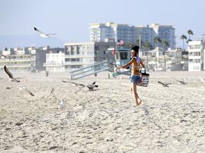 Bai LingSexy in Bai Ling Sexy Body in a Southern California Beach