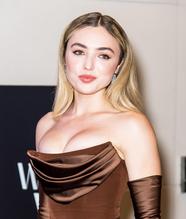 PEYTONLISTGLAMOURWOMENOFTHEYEARAWARDSINNEWYORK - NUDE STORY