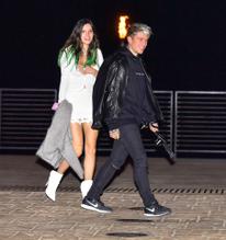 Bella ThorneSexy in Bella Thorne and boyfriend Benjamin Mascolo show some major PDA after a dinner date at Nobu in Malibu