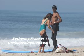 Bethenny FrankelSexy in Bethenny Frankel enjoying another beach day in The Hamptons