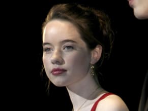 Anna Popplewell Sexy And Stunning Photos Collection