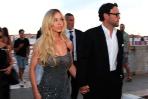  alt="Sydney Sweeney Sexy in Sydney Sweeney Sexy Flashes Her Hot Tits And Undies In A Glamorous Dress At Armani's Star-studded Party In Italy"