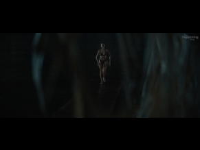 Serenay Sarikaya Sexy And Hot Photos Collection