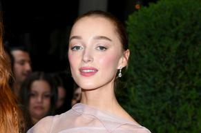 Phoebe DynevorSexy in Phoebe Dynevor The 2024 Met Gala, New York