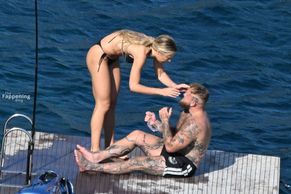  alt="Jutta Leerdam Sexy in Jutta Leerdam Sexy Spotted With Jake Paul Showing Off Her Sizzling Bikini Body While On An Italian Getaway"