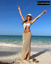 Carolina ArdohainSexy in Carolina Ardohain Sexy Shows Off Her Stunning Figure in a Hot Beach Photoshoot 