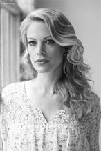  alt="Alison Eastwood Sexy in Alison Eastwood Sexy And Nude Photos Collection"