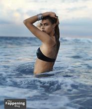 Cara DelevingneSexy in Cara Delevingne's Sensational Nude Showcase