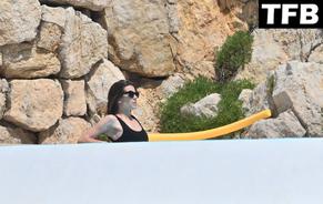 Charlotte CasiraghiSexy in Charlotte Casiraghi Sexy Seen Flaunting Her Hot Body Wearing A Black Swimsuit At Eden Roc Hotel 