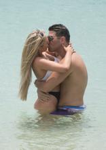 Chloe CrowhurstSexy in Chloe Crowhurst Sexy Photos Seen Showing off Her Perfect Body in A Thong Bikini On the Beach