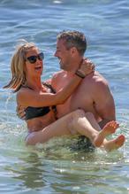 Christina El MoussaSexy in Christina El Moussa Sexy in A Bikini As She Hit the Hawaiian Beach With Her Boyfriend